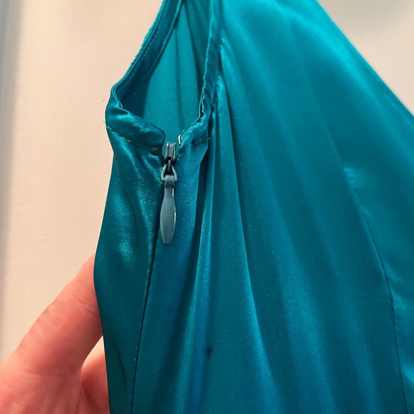 Beautiful blue silk party dress by Tracy Reese - Picture 7 of 8